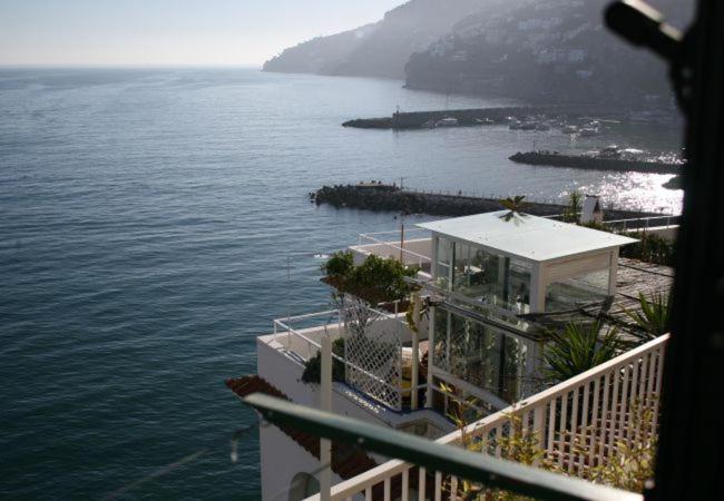 Amalfi Apartment Sleeps 2 Exterior photo